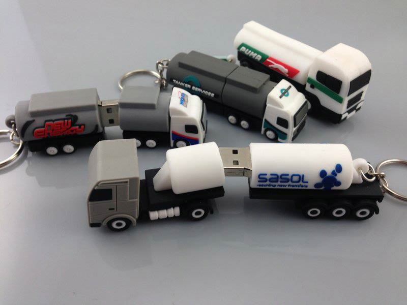 2D 3D customzied car shape pvc usb flash drive
